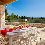 Villa Senses *