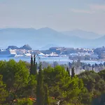 Villa Senses